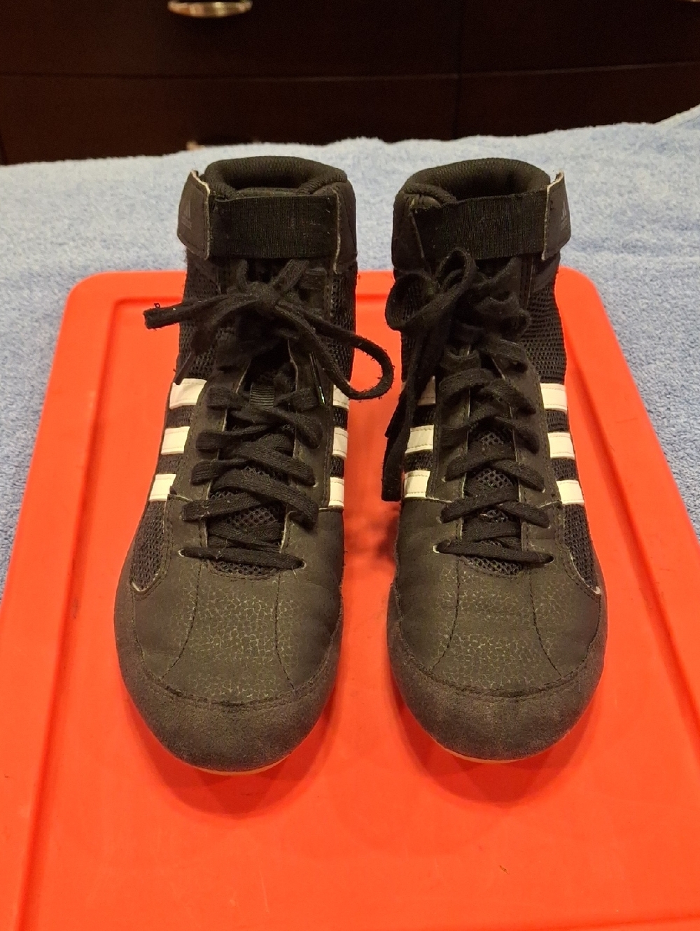 Adidas Wrestling Shoes. Size 6.5 Youth